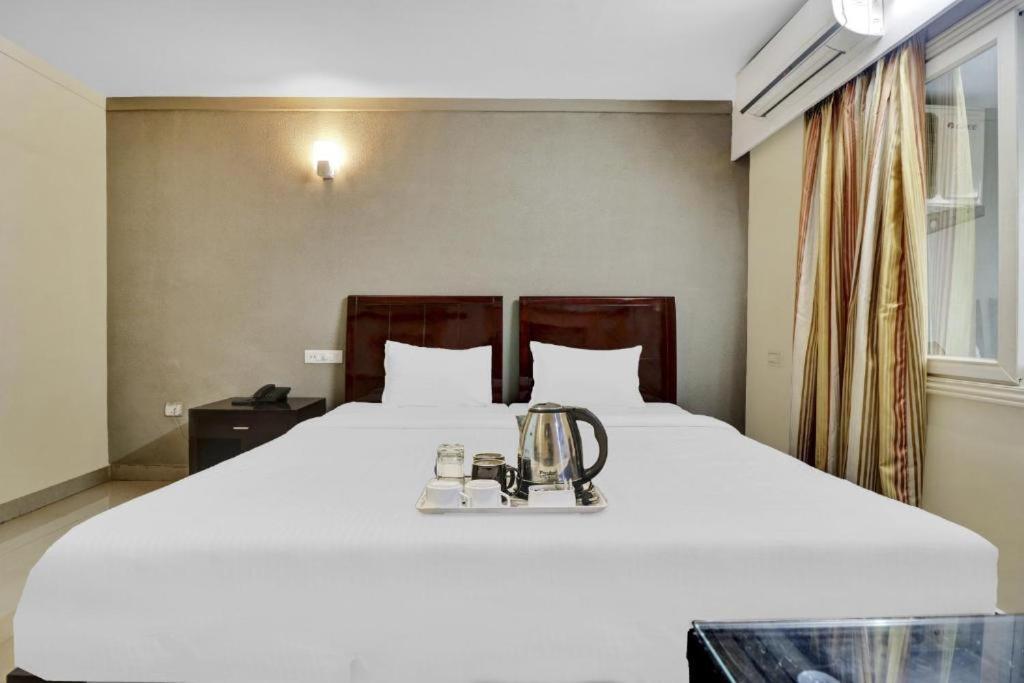 Aec Residency Hotel Alappuzha Exterior photo